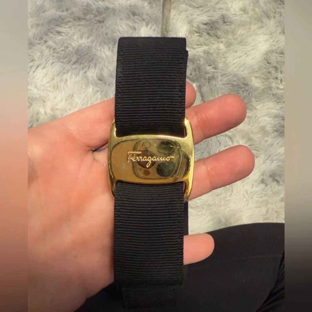 Salvatore Ferragamo black suede handbag with bow accent - Picture 6 of 6